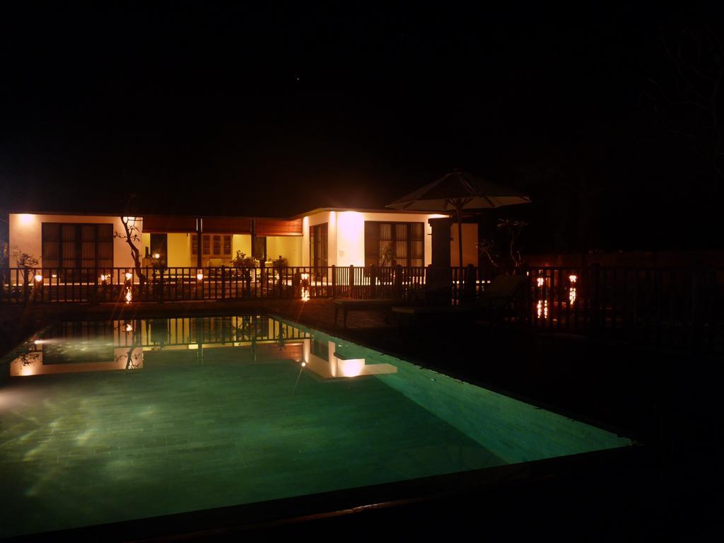 Taman Dewi Sri Villa Et Bungalow Pemuteran Exterior foto