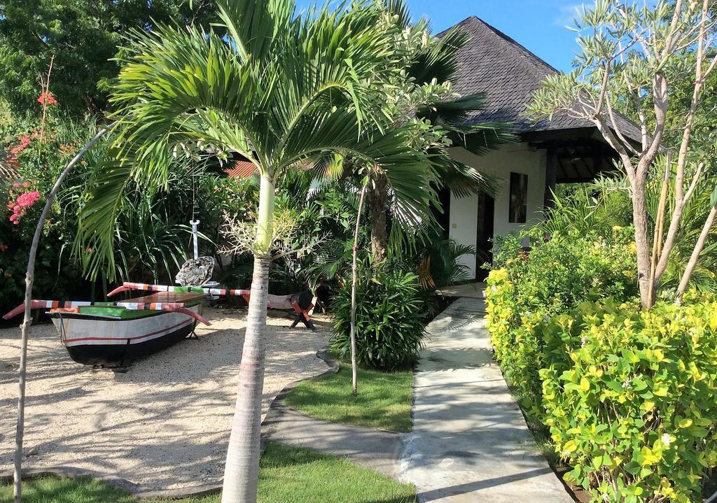 Taman Dewi Sri Villa Et Bungalow Pemuteran Exterior foto