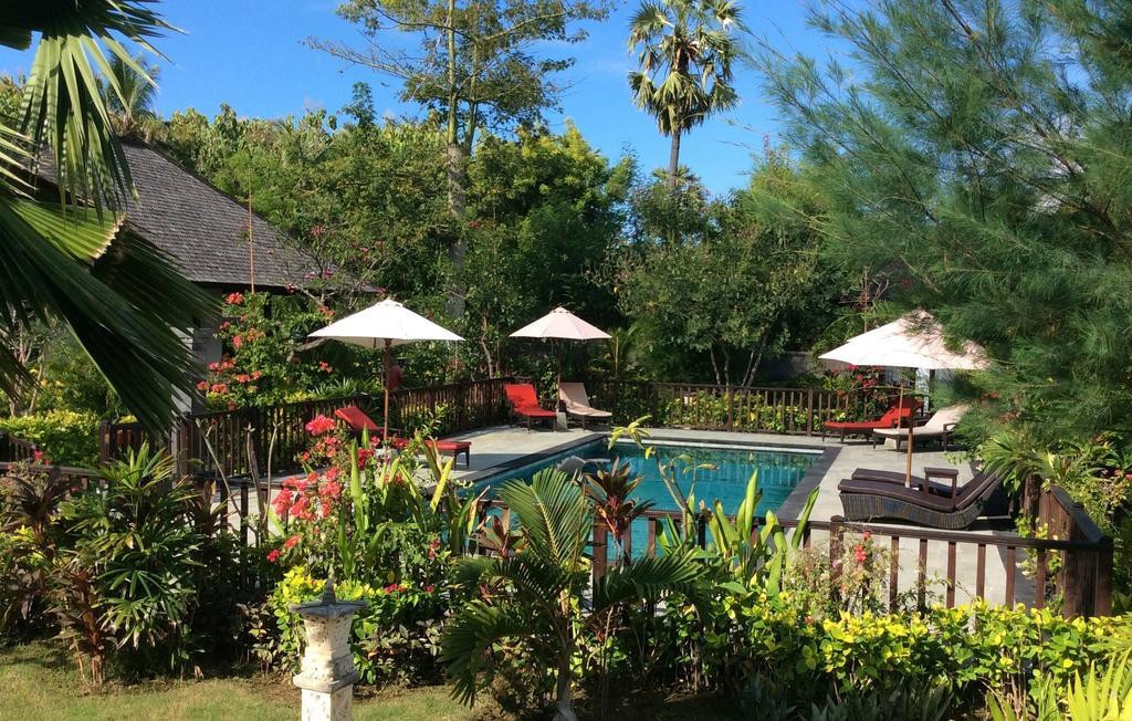 Taman Dewi Sri Villa Et Bungalow Pemuteran Exterior foto